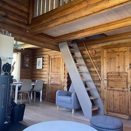 Semesterbostad Log With Mountain View Beitostolen