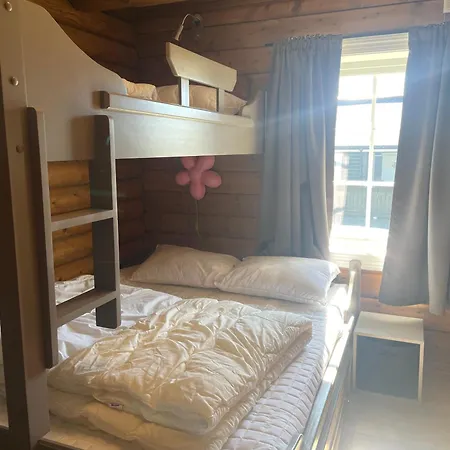 Log With Mountain View Дом отдыха