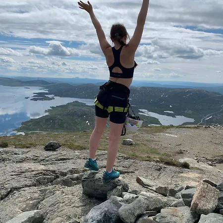 Дом отдыха Log With Mountain View *